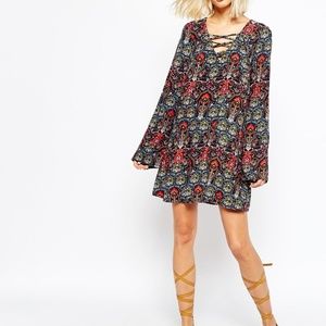 Vero Moda Tie Front Festival Dress - Floral print